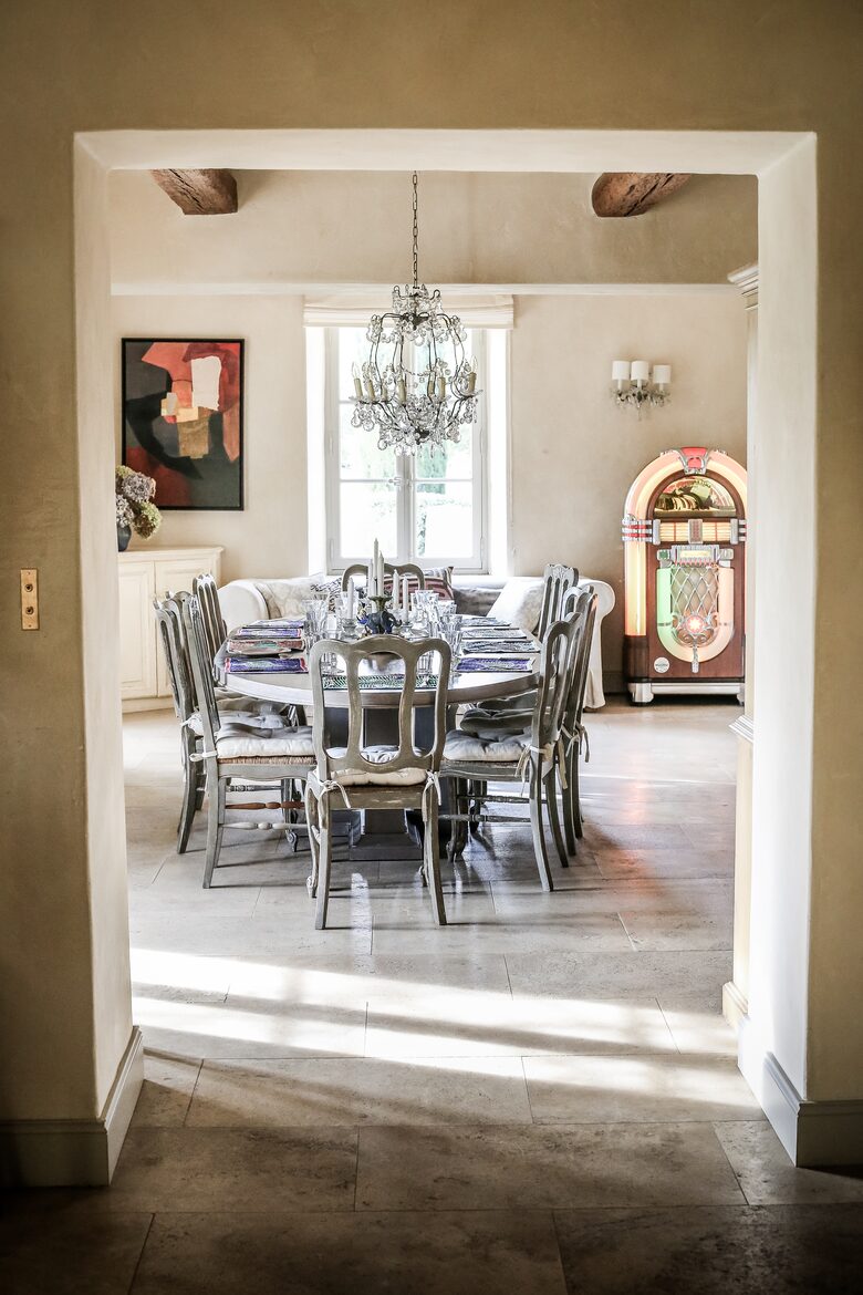 18th Century Provence farmhouse - Eygalières, France