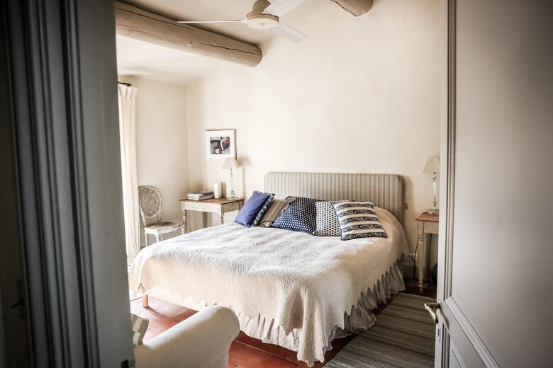 18th Century Provence farmhouse - Eygalières, France