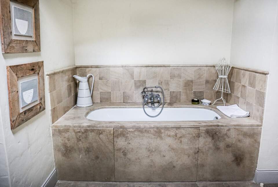 18th Century Provence farmhouse - Eygalières, France