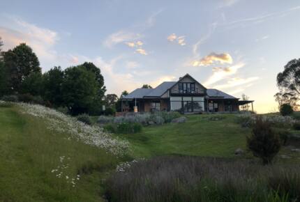 Home Exchange in Yaouk, NSW, Australia, incredible house & lush lawn
