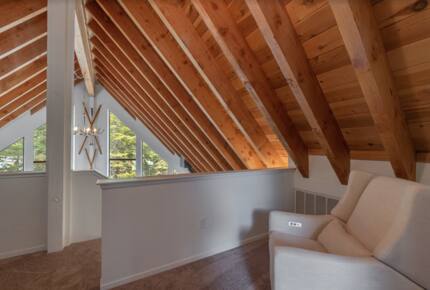 Home Exchange in Tahoma, CA, private loft space for reading or napping