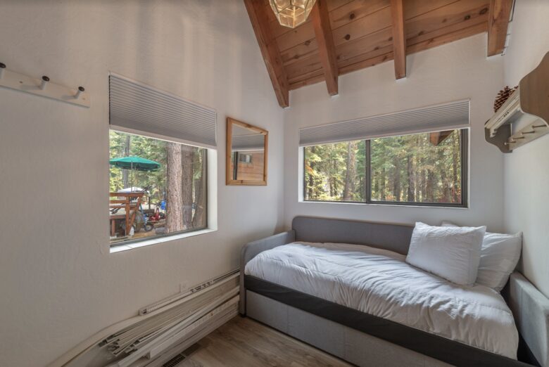 Home Exchange in Tahoma, CA, extra sleeping space in the second room