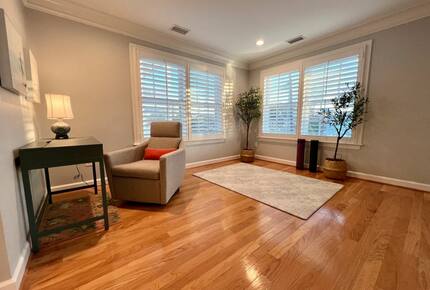 Home Exchange in Virginia Beach, VA office space