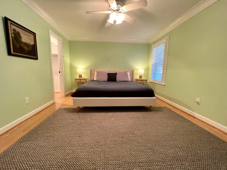 Home Exchange in Virginia Beach, VA spacious guest bedroom