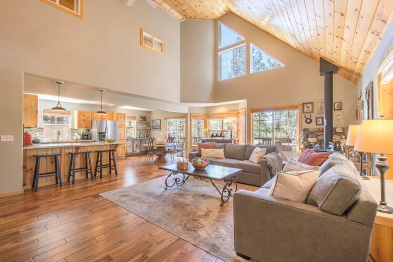 Home Exchange in Truckee, CA, incredibly spacious great room