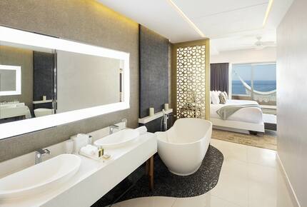 Home exchange in Los Cabos at Garza Blanca Resort, master dual vanity