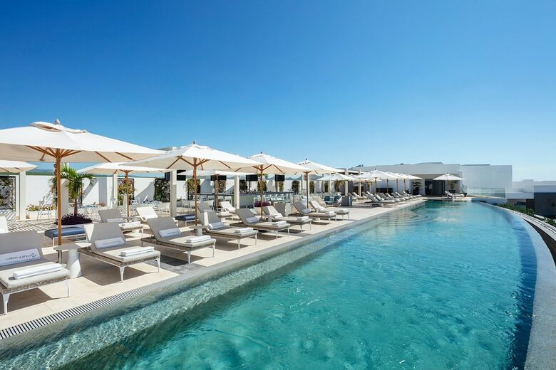 Home exchange in Los Cabos at Garza Blanca Resort, rooftop pool