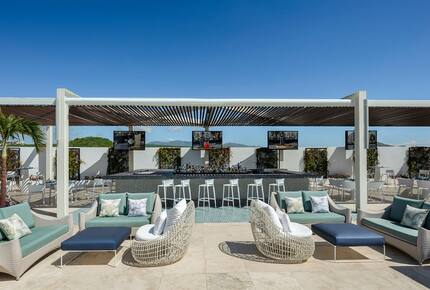 Home exchange in Los Cabos at Garza Blanca Resort, rooftop bar