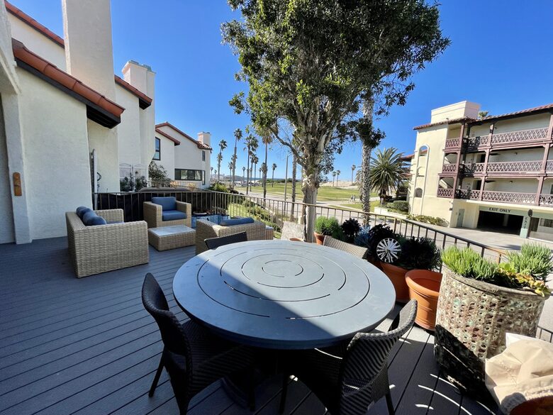 Home Exchange in Oxnard, CA outdoor patio with dining option