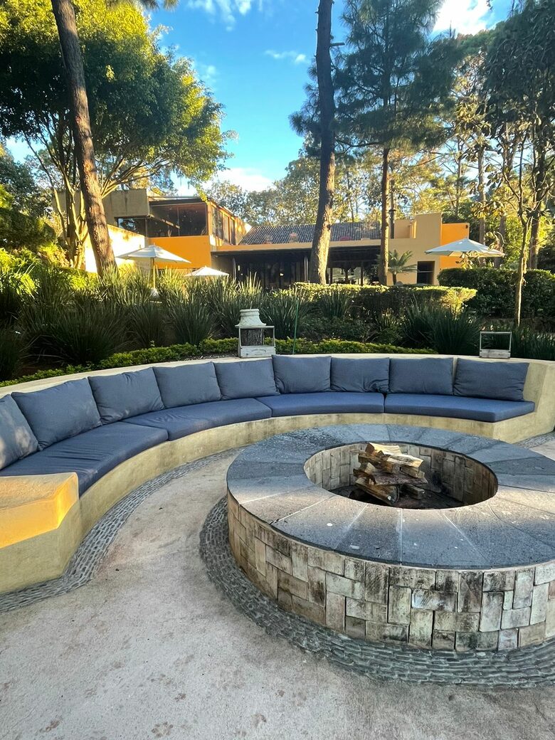 Casa Silencio - Valle de Bravo, Mexico