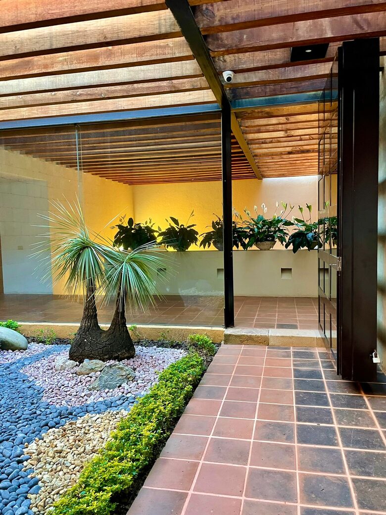 Casa Silencio - Valle de Bravo, Mexico