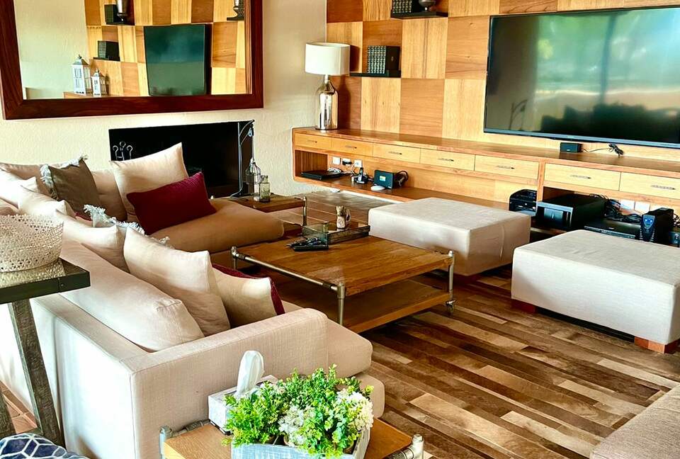 Casa Silencio - Valle de Bravo, Mexico