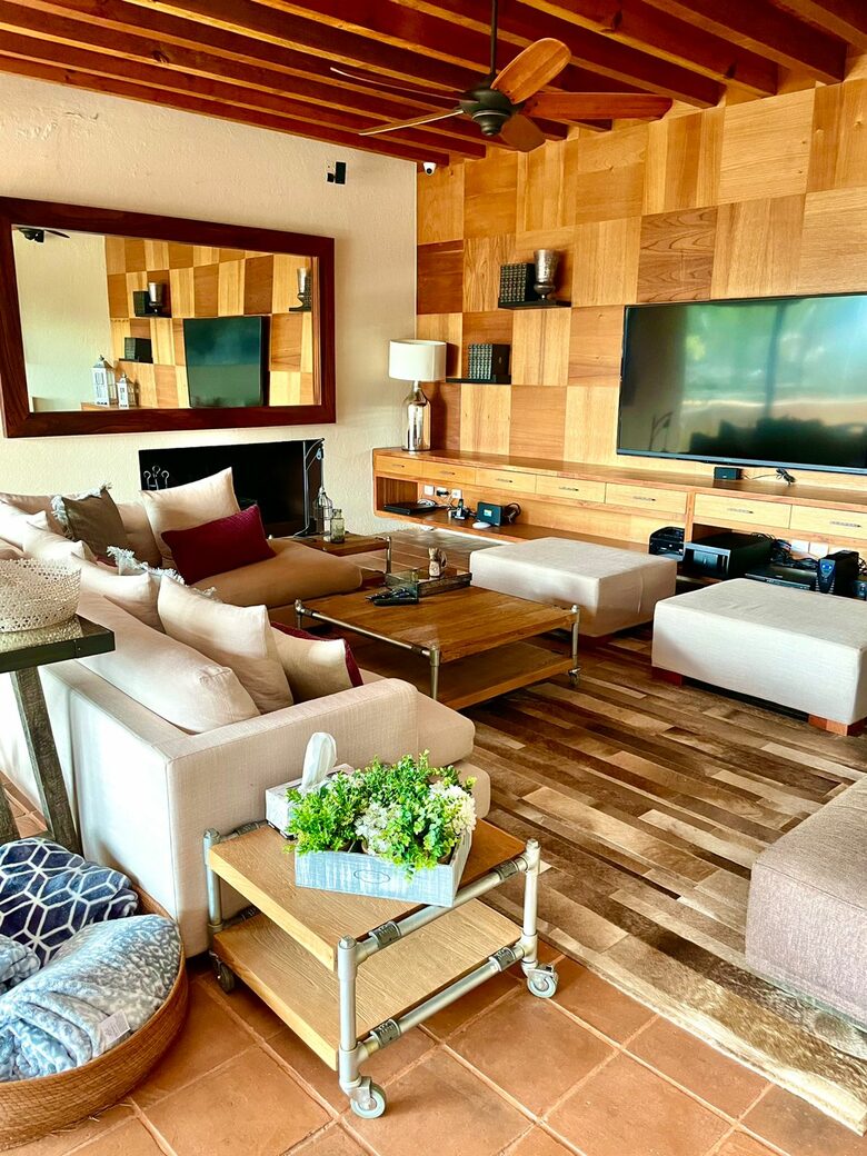 Casa Silencio - Valle de Bravo, Mexico