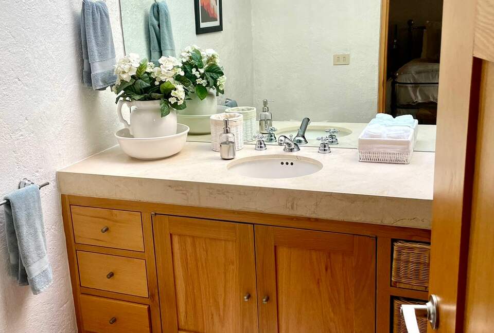 Casa Silencio - Valle de Bravo, Mexico