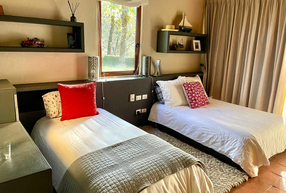 Casa Silencio - Valle de Bravo, Mexico