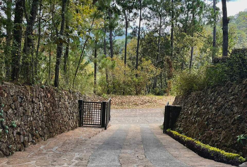 Casa Silencio - Valle de Bravo, Mexico