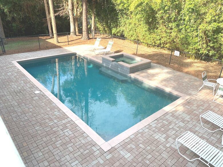 Home Exchange on Hilton Head Island, SC, updated pool with hot tub