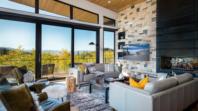 Floor-to-ceiling windows with gorgeous views