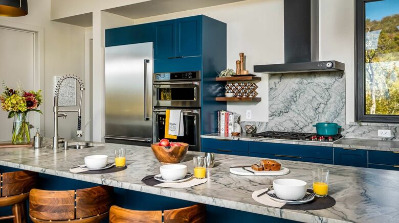 Beautiful kitchen with top-notch appliances