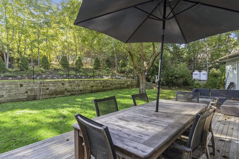 Home Exchange in Sag Harbor, NY patio with dining table