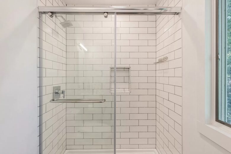 Home Exchange in Sag Harbor, NY master en-suite walk-in shower