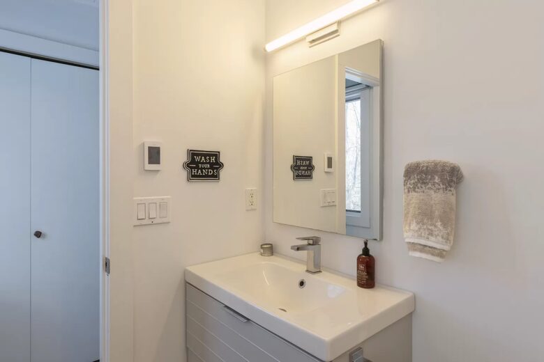 Home Exchange in Sag Harbor, NY master en suite upgraded sink