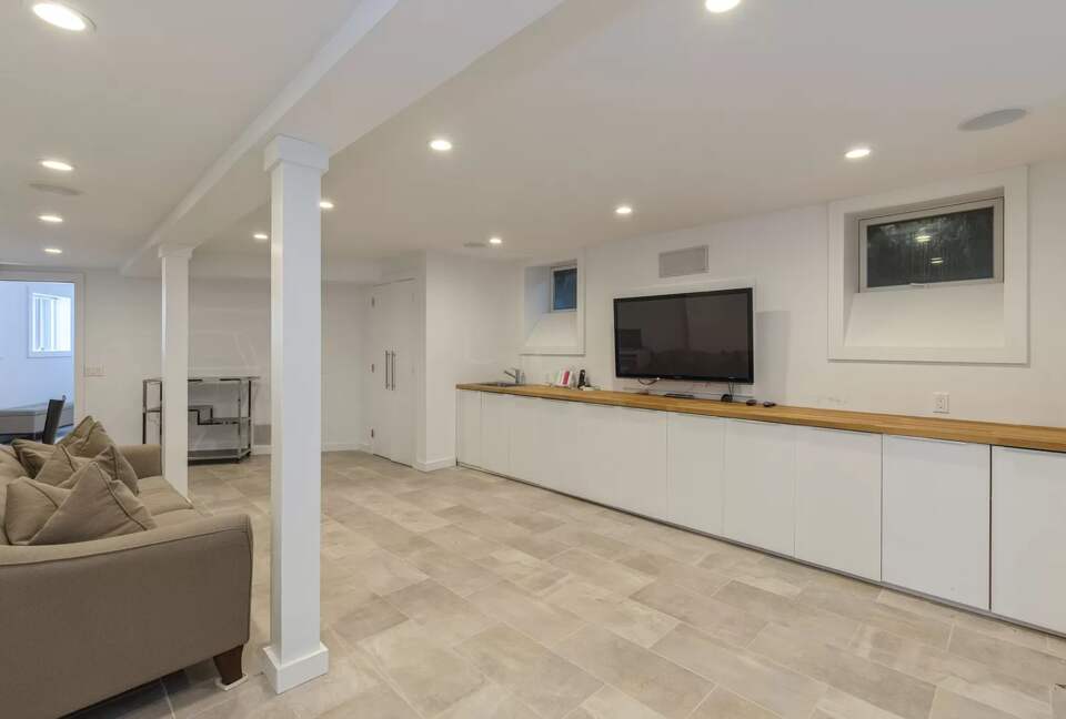 Home Exchange in Sag Harbor, NY media room with large television