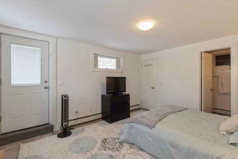 Home Exchange in Sag Harbor, NY guest bedroom downstairs