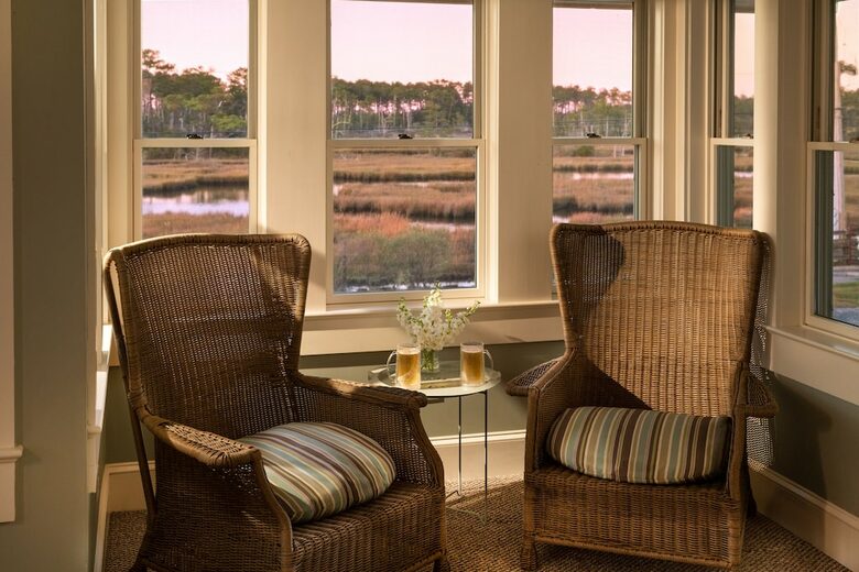 Home Exchange in Chincoteague, VA adorable coffee nook