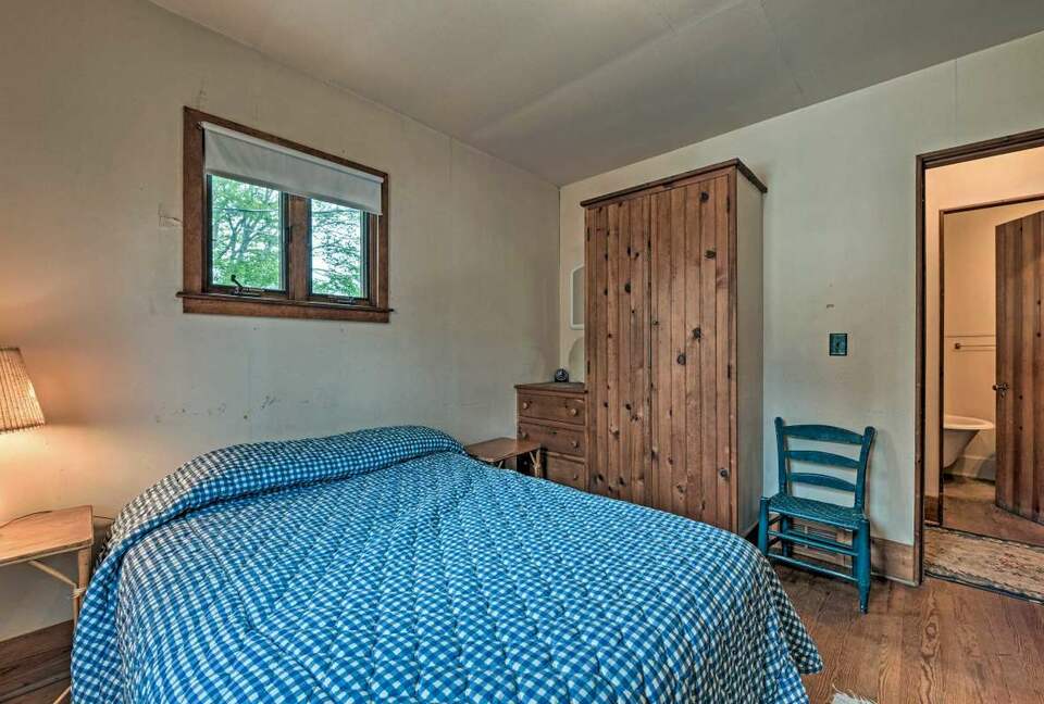 Cozy bedroom on the main level