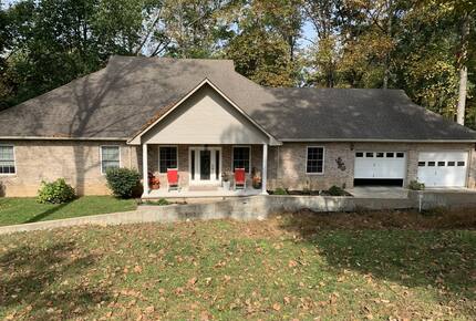 Home Exchange in Winchester, TN the front of home