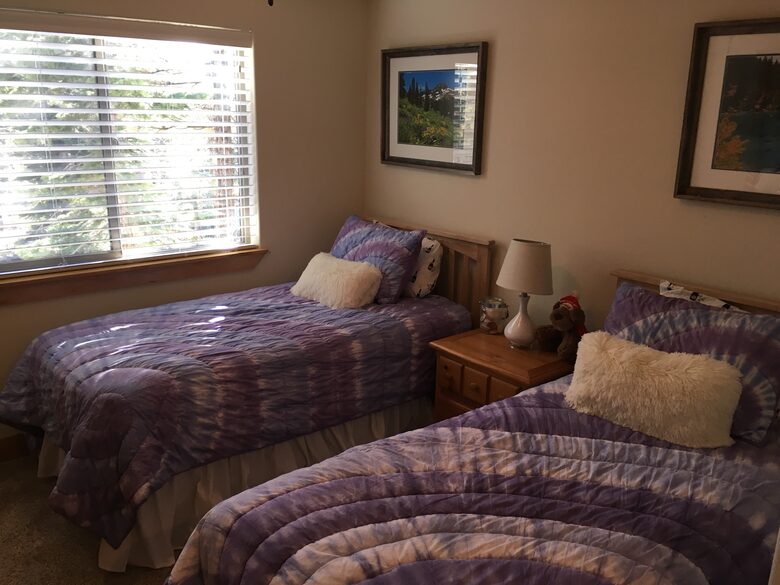 twin bedroom on 2nd floor.