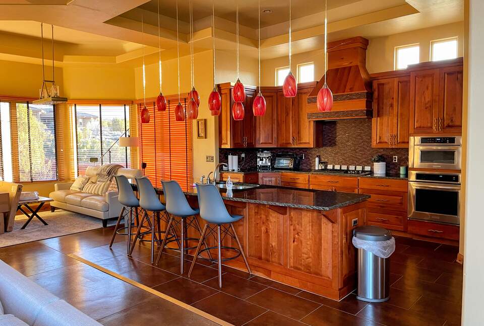 Desert Home touching Zion National Park - Springdale, Utah