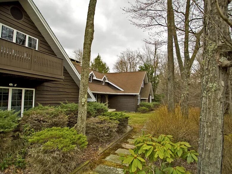 Home Exchange in Muncy Valley, PA, charming garden views