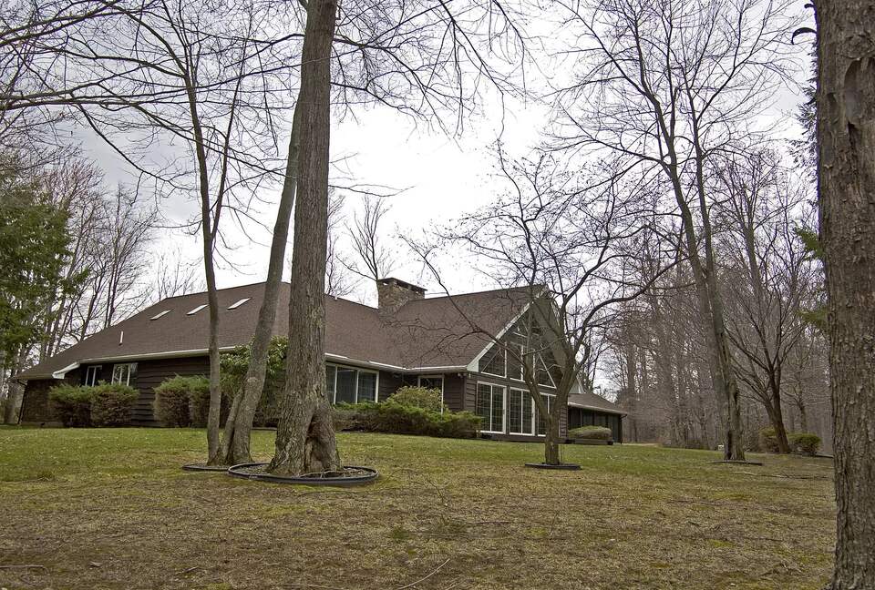 Home Exchange in Muncy Valley, PA, trees and nature surround you!