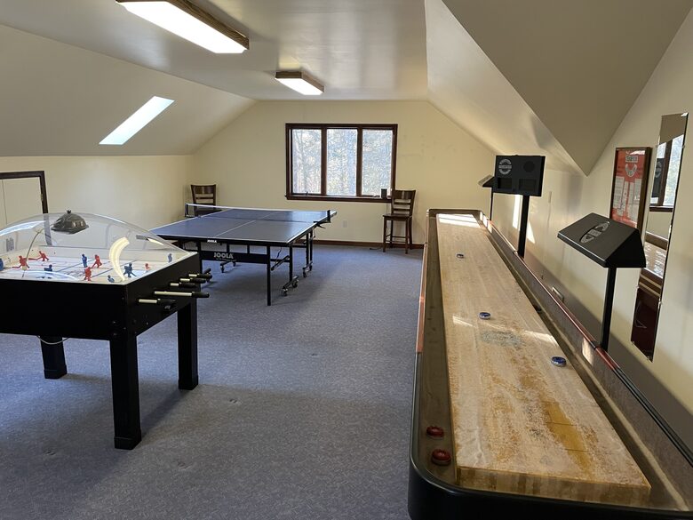 Home Exchange in Muncy Valley, PA, well equipped game room