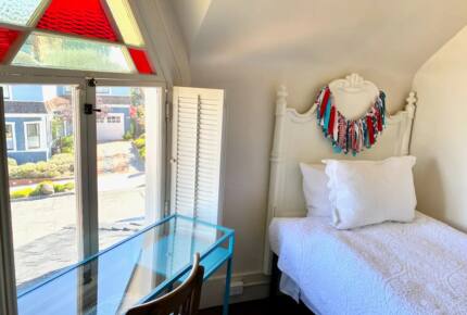 Home Exchange in Pacific Grove, CA, twin bed with ocean view and desk