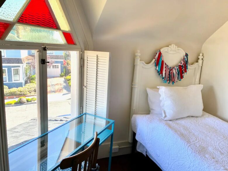 Home Exchange in Pacific Grove, CA, twin bed with ocean view and desk