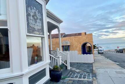 Home Exchange in Pacific Grove, CA, quick walk to the beach