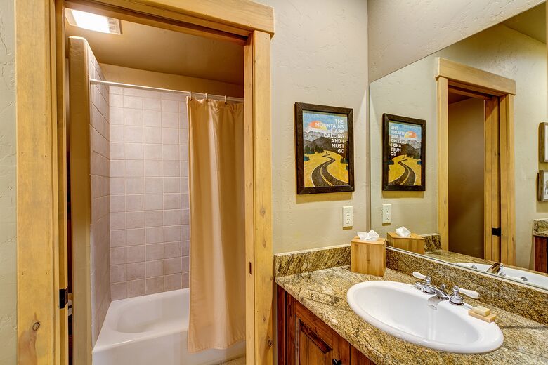 Twin Eagles Lodge - Moving Mountains - Breckenridge, Colorado