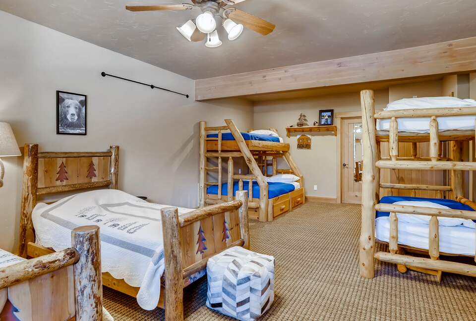 Twin Eagles Lodge - Moving Mountains - Breckenridge, Colorado