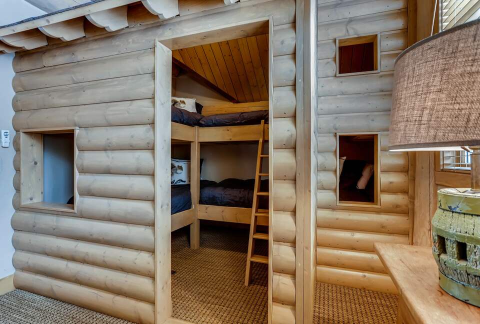 Twin Eagles Lodge - Moving Mountains - Breckenridge, Colorado