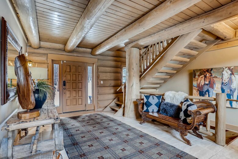 Twin Eagles Lodge - Moving Mountains - Breckenridge, Colorado