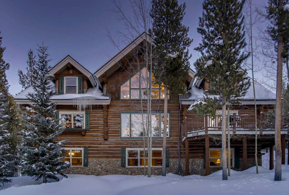 Twin Eagles Lodge - Moving Mountains - Breckenridge, Colorado