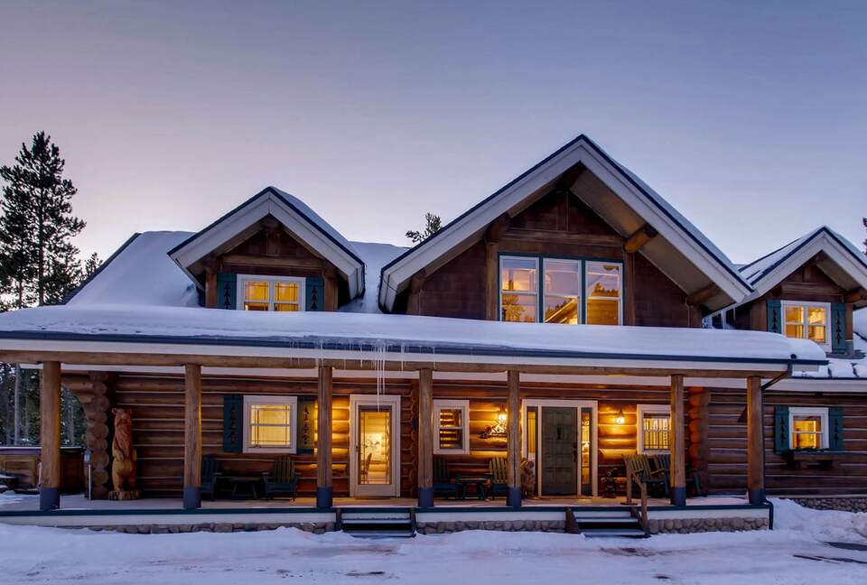 Twin Eagles Lodge - Moving Mountains - Breckenridge, Colorado
