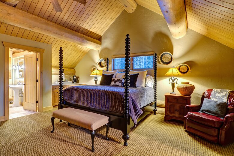 Twin Eagles Lodge - Moving Mountains - Breckenridge, Colorado