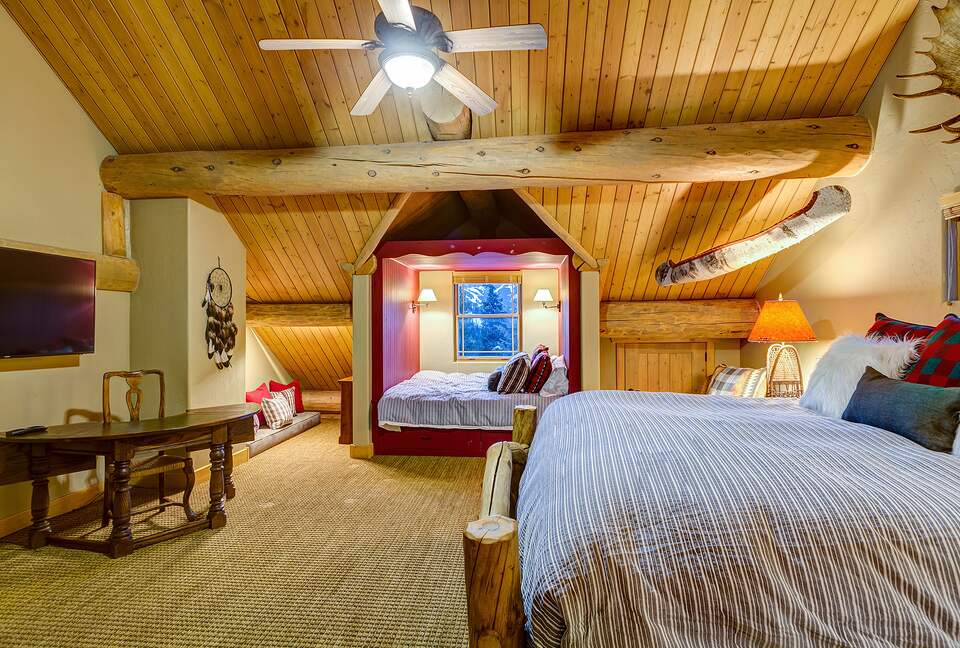 Twin Eagles Lodge - Moving Mountains - Breckenridge, Colorado