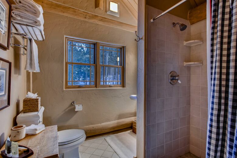 Twin Eagles Lodge - Moving Mountains - Breckenridge, Colorado