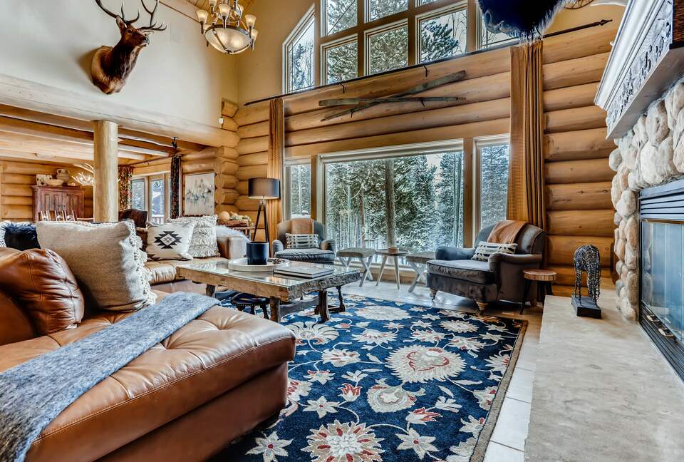 Twin Eagles Lodge - Moving Mountains - Breckenridge, Colorado