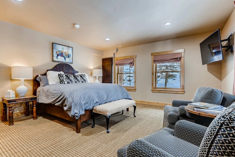 Twin Eagles Lodge - Moving Mountains - Breckenridge, Colorado